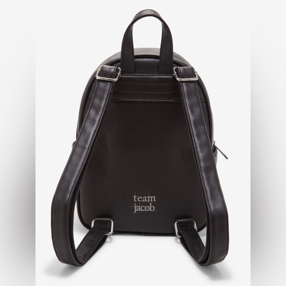 New with tags Twilight team Jacob backpack - Picture 3 of 6